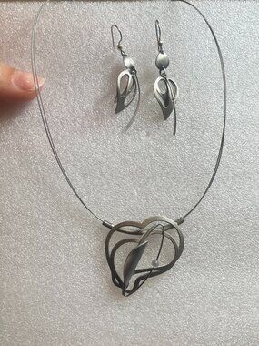 Christophe Poly Architectural Kinetic Necklace & Earring Set - Matte & Shiny